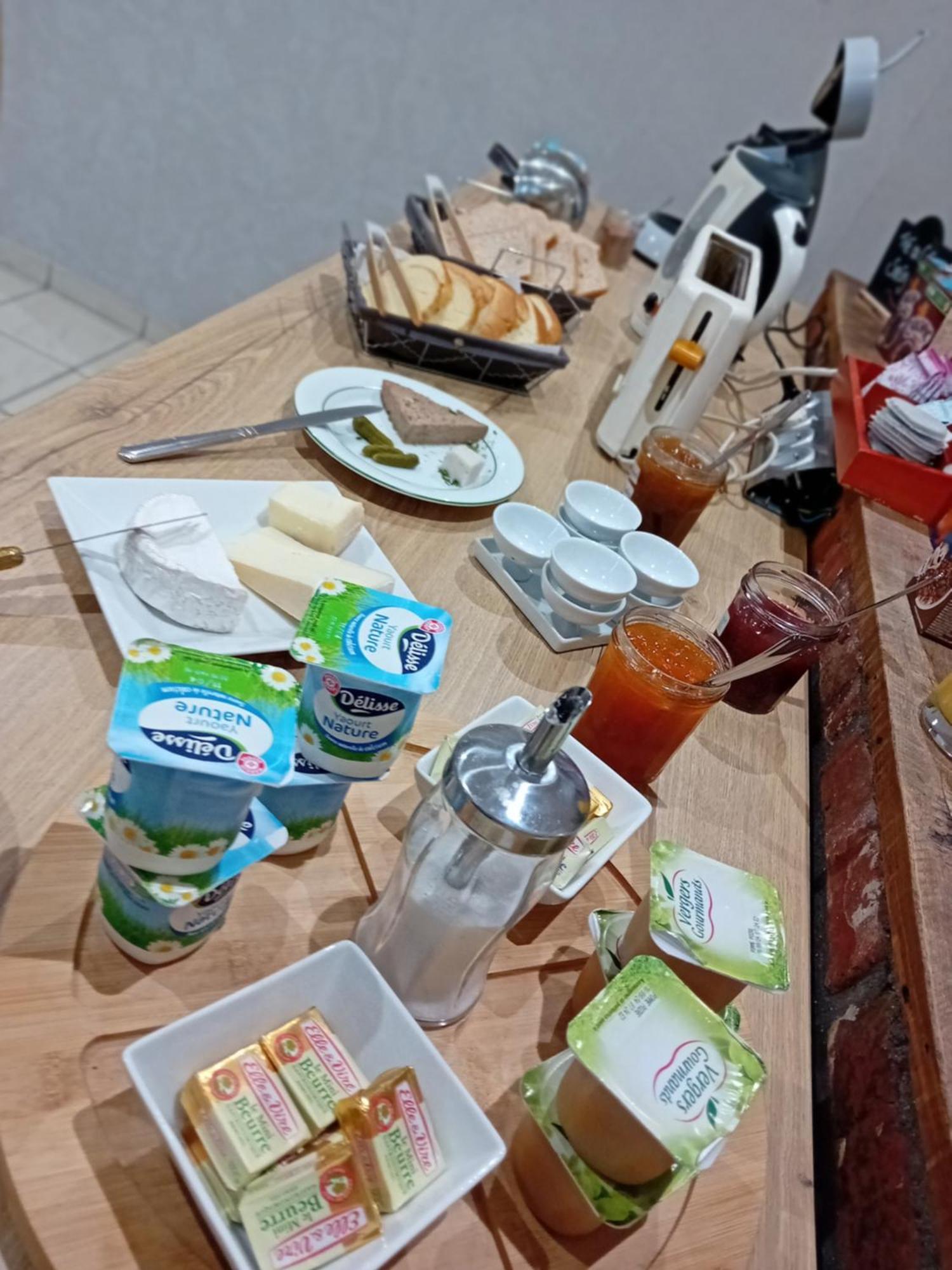 Au Cheval Noir Bed & Breakfast Quaëdypre Dış mekan fotoğraf