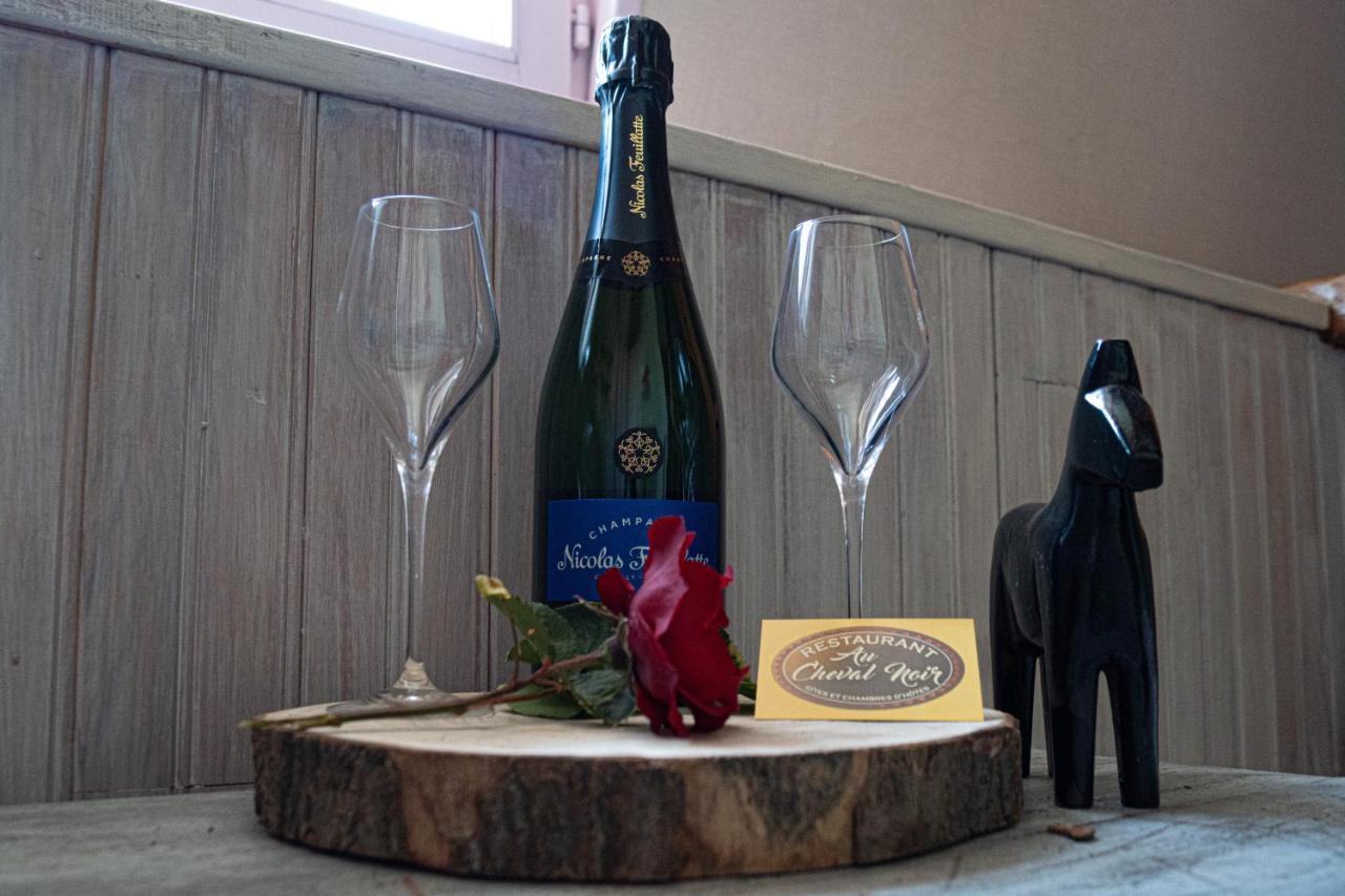 Au Cheval Noir Bed & Breakfast Quaëdypre Dış mekan fotoğraf